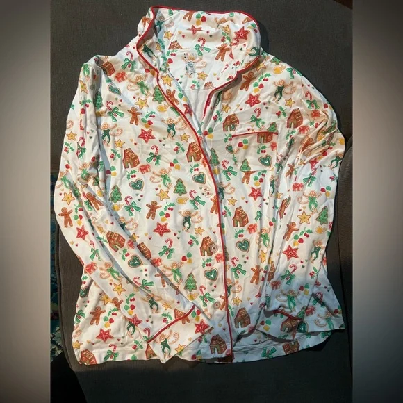 Roller Rabbit Gingerbread Party Long Sleeve Pajama Set Christmas 2024 NWOT - Picture 2 of 6